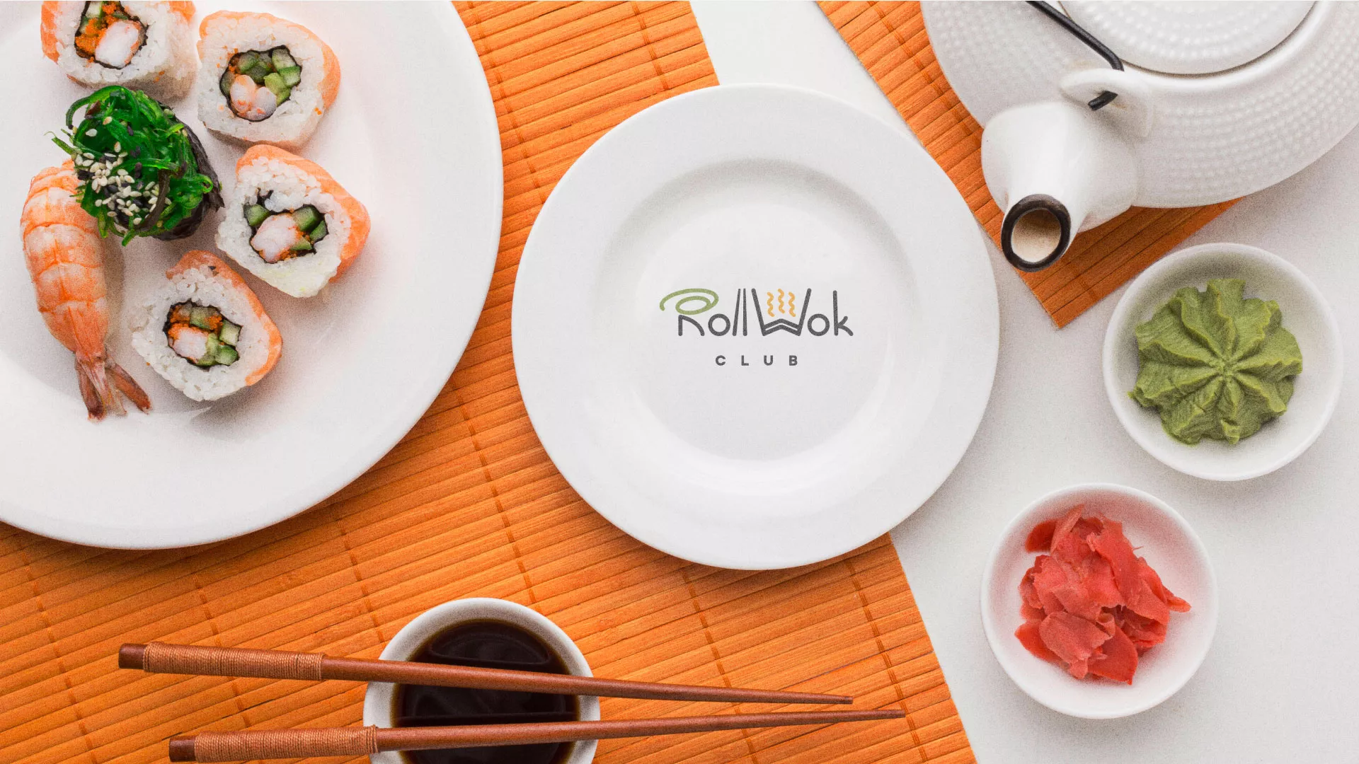 Разработка логотипа и фирменного стиля суши-бара «Roll Wok Club» в Новоржеве